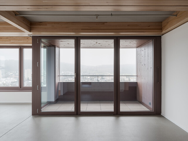 Modernes Wohnen mit Weitblick. Aussicht im 16. Obergeschoss.